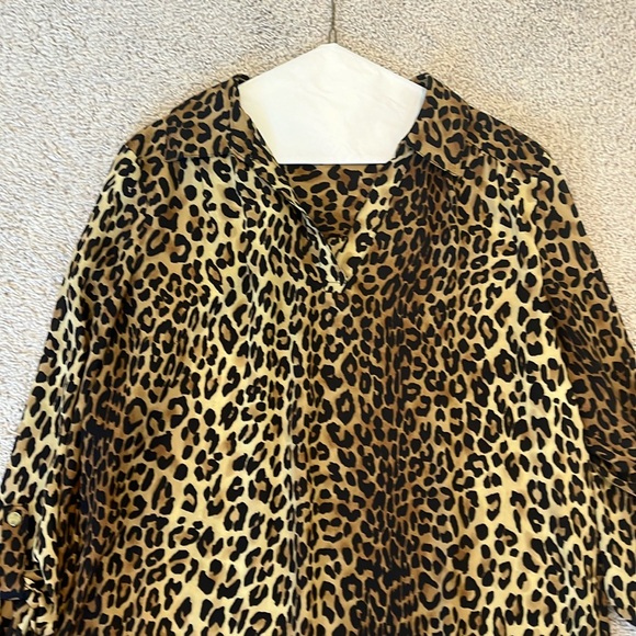 Anne Klein Brown Leopard Print Blouse - Picture 3 of 3